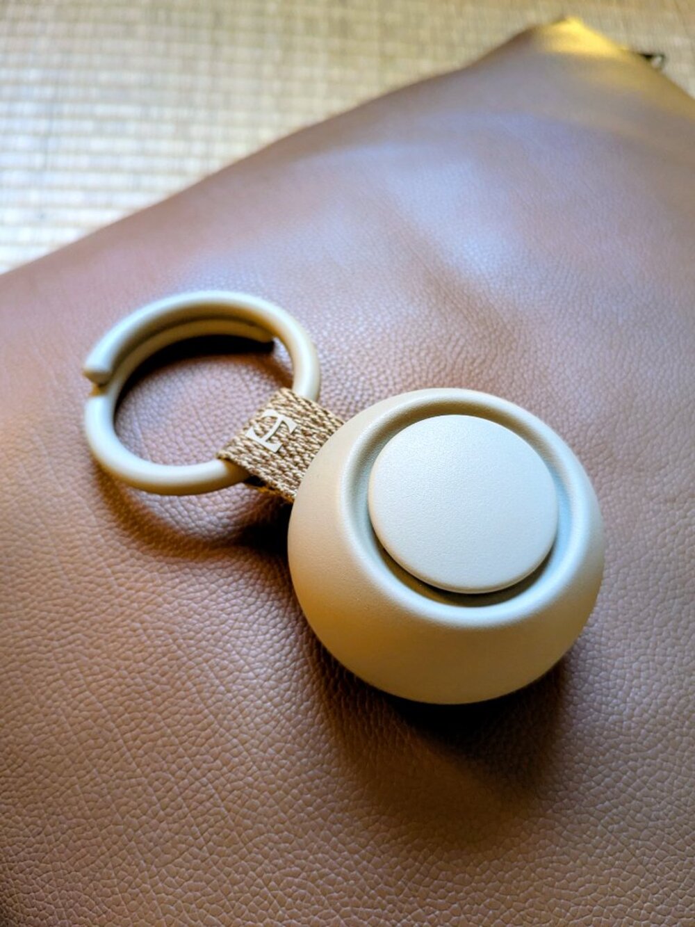 Hatch Go Portable Sound Machine - Picture 9 of 10